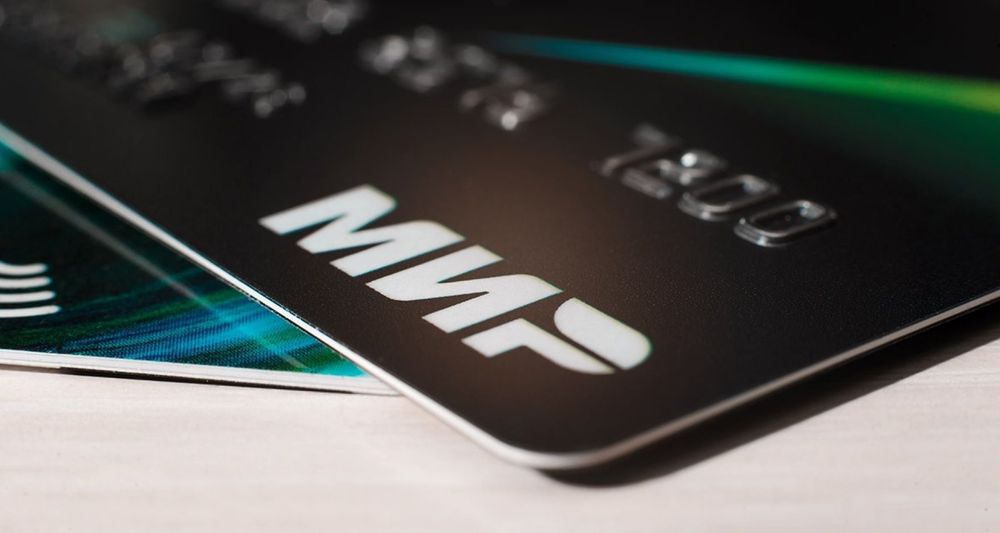 ЦБ объяснил, за что банк может заблокировать карту